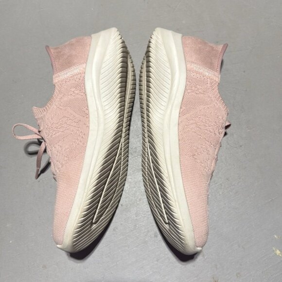 Skechers Women's Martha Stewart Ultra Flex Back on Track Hands Free Slip-ins - Picture 3 of 8